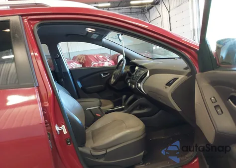 2010 Hyundai Tucson Limited from USA, damaged, VIN KM8JUCAC5AU103469